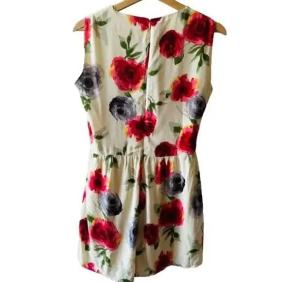 White floral romper small/medium sleeveless mini shorts romantic pink purple - Picture 2 of 2